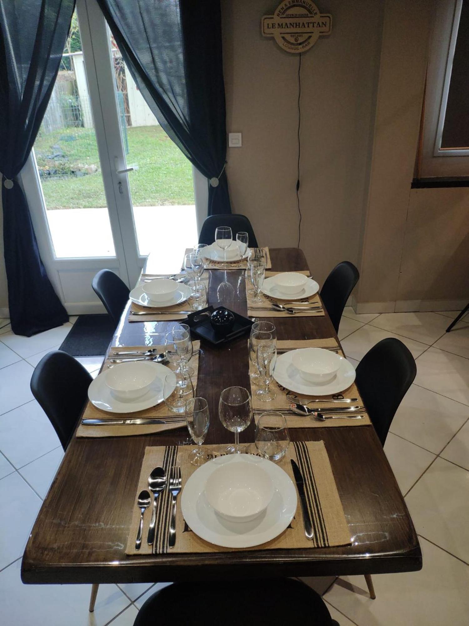 Le Manhattan Authentique Maison Climatisee 78 M2 * Brasles